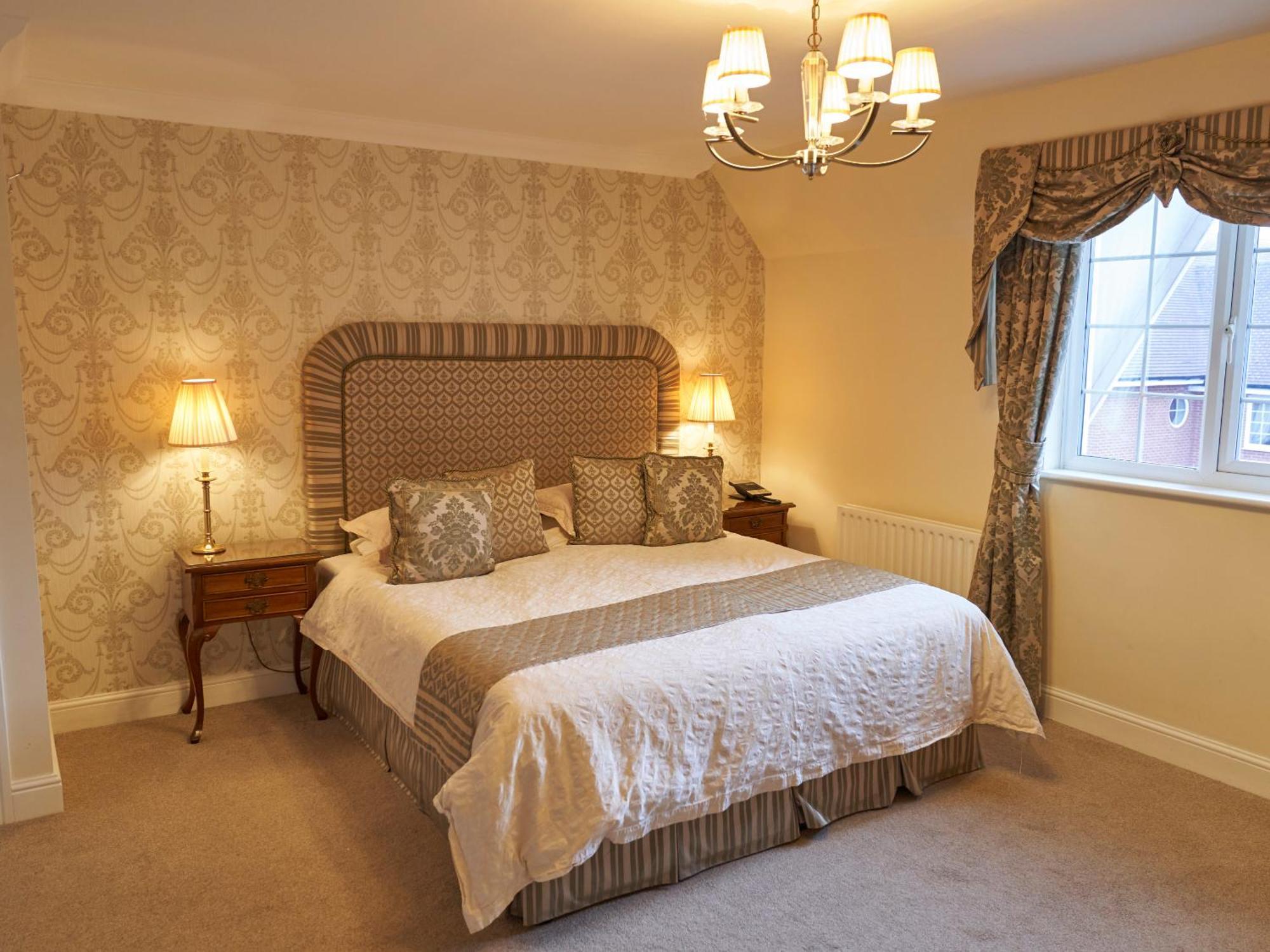 Hempstead House Hotel & Restaurant Ситингбърн Стая снимка